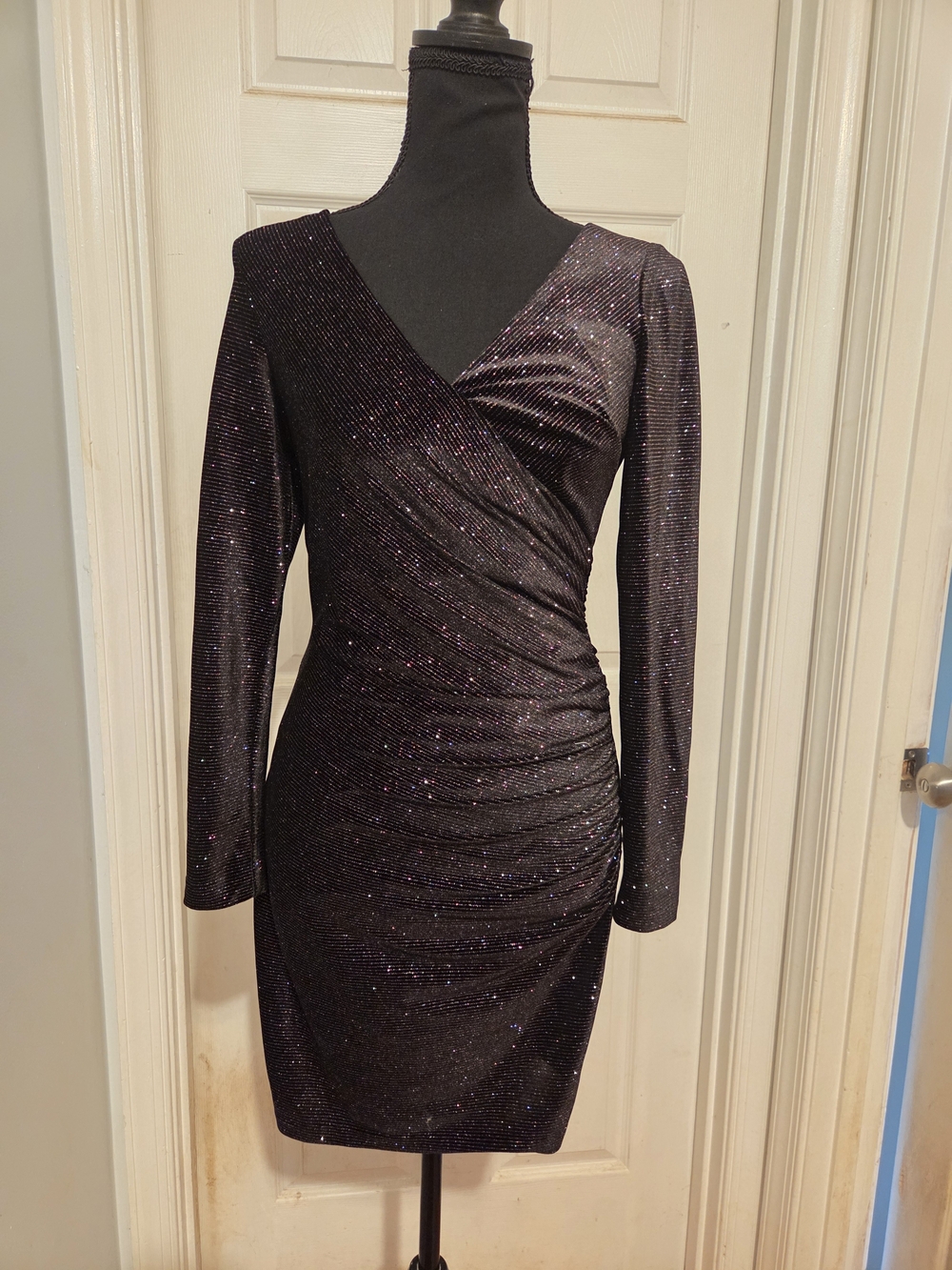 Aidan by Aidan Mattox Black Sparkle Ruched Long-Sleeve V-Neck Mini Dress